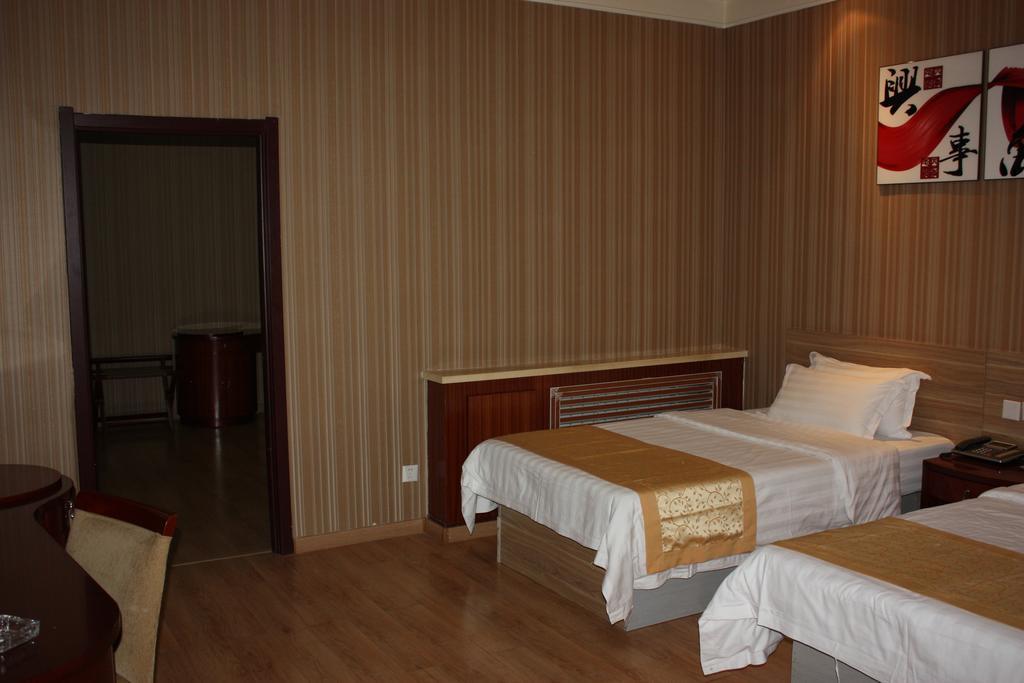 Qingdao Hongyun Jiahe Business Hotel Экстерьер фото